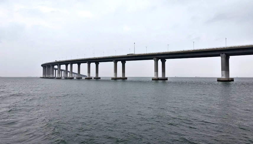 Picture of Bridge connecting Hong Kong and Macau