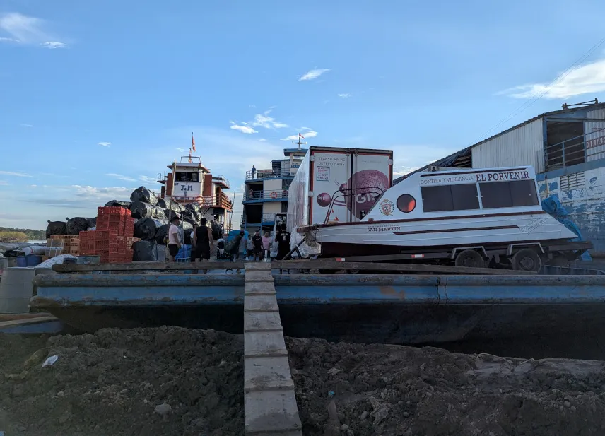 Picture of Boarding the Eduardo 5