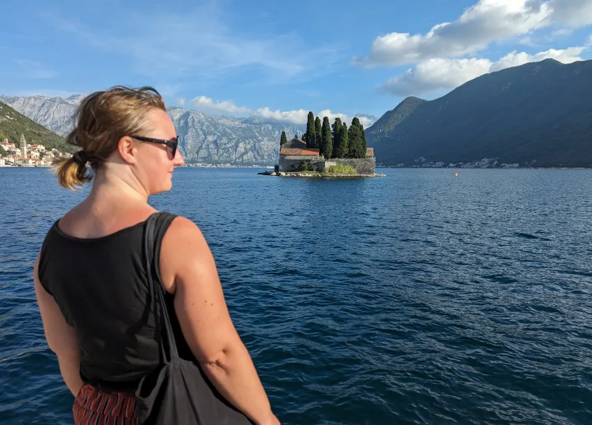 Picture of Lady of the Rocks island