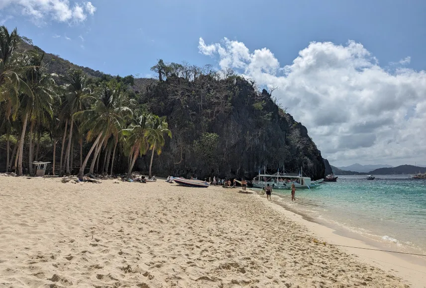 Picture of 7 Commando Beach