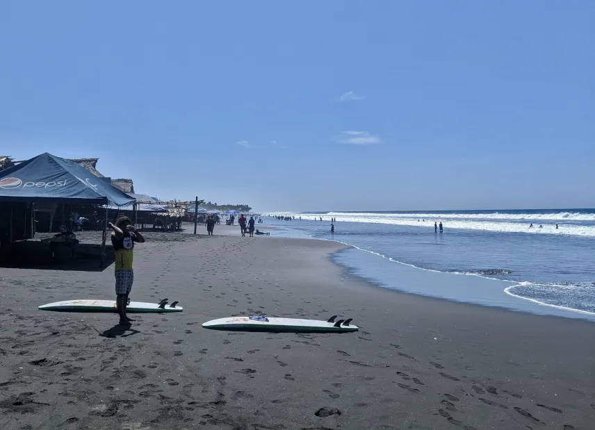 Picture of El Tunco Surf City