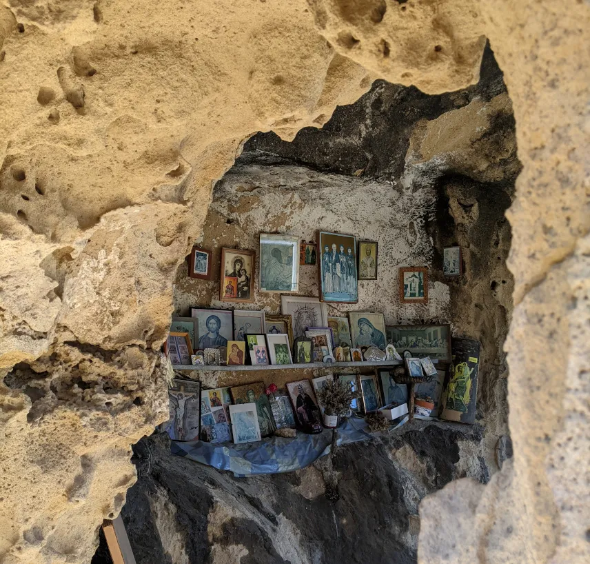 Picture of Fabrica Hill