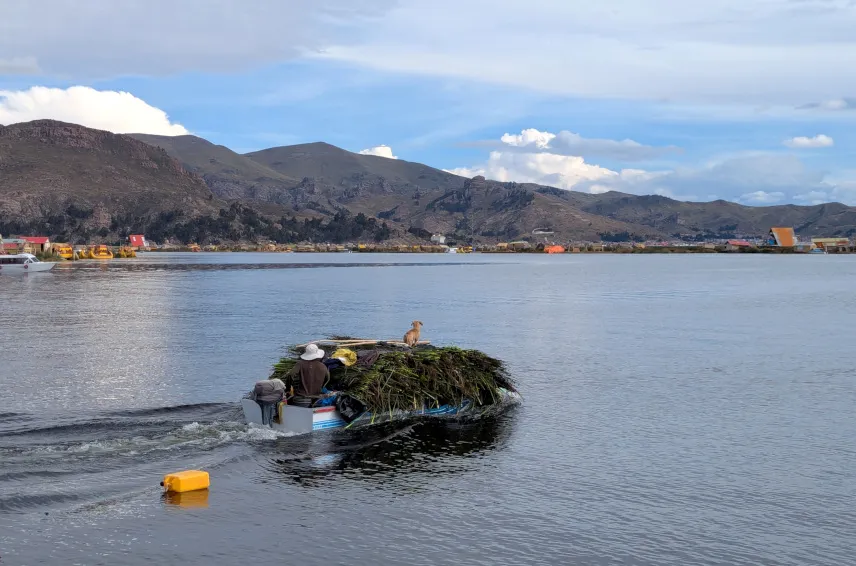 Picture of Lake Titicaca