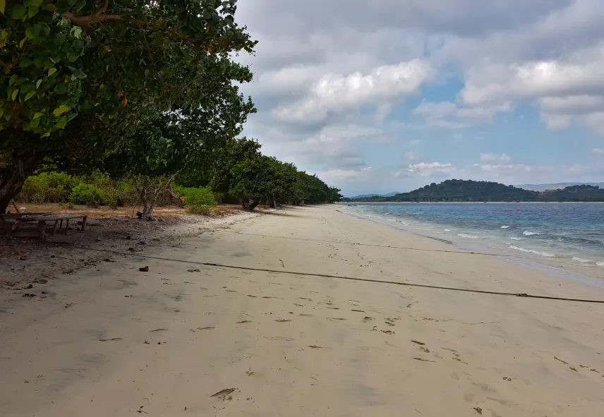 Picture of Secret Gilis beach