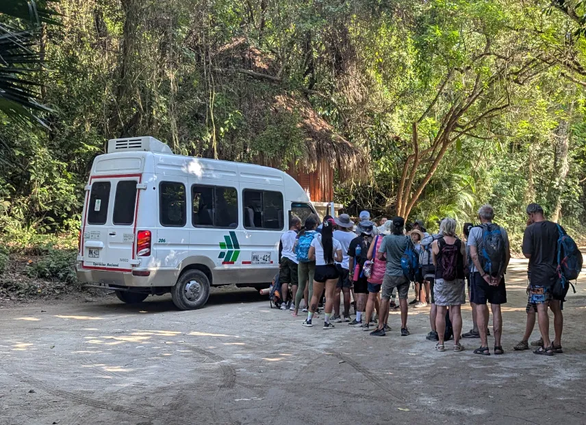 Picture of Shuttle to El Zaino entrance